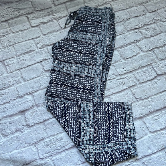 Tommy Bahama women’s casual wide leg pants navy blue & white - Picture 2 of 9